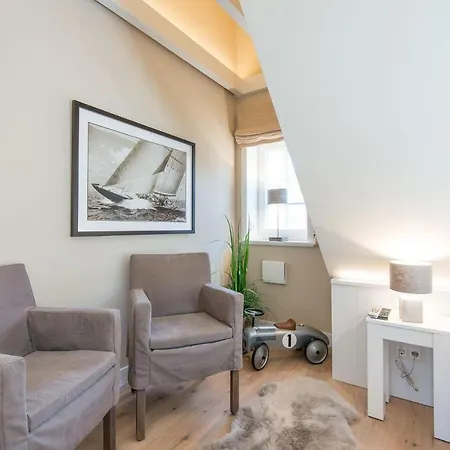 Ferienhaus Hoeoeg Hues Whg 1 *